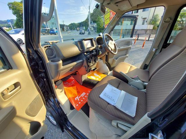 ＮＶ１００クリッパーバン ＤＸ　ハイルーフ　５ＡＧＳ車　４ＷＤ　オートマ　フル装備　ＤＶＤナビ　ワンセグ　社外タコメーター　ＬＥＤライト　ＥＴＣ　リヤスポイラー　社外アルミ付（20枚目）