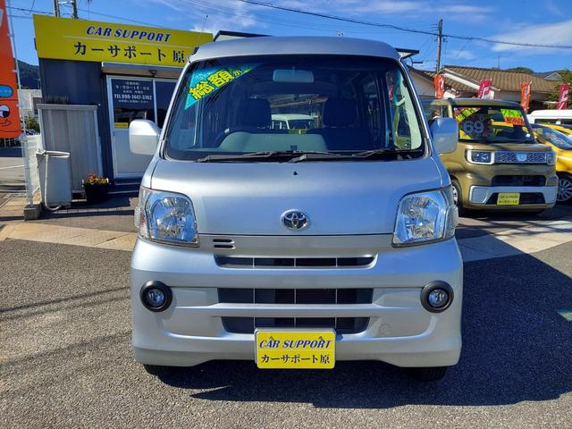 ピクシスバン クルーズ　ハイルーフ　４ＷＤ　５速　エアコン　パワステ　フロントパワーウインドウ　ナビ　バックカメラ　ＥＴＣ　バックソナー　ＤＶＤ　フルセグナビ　電動格納ミラー（3枚目）