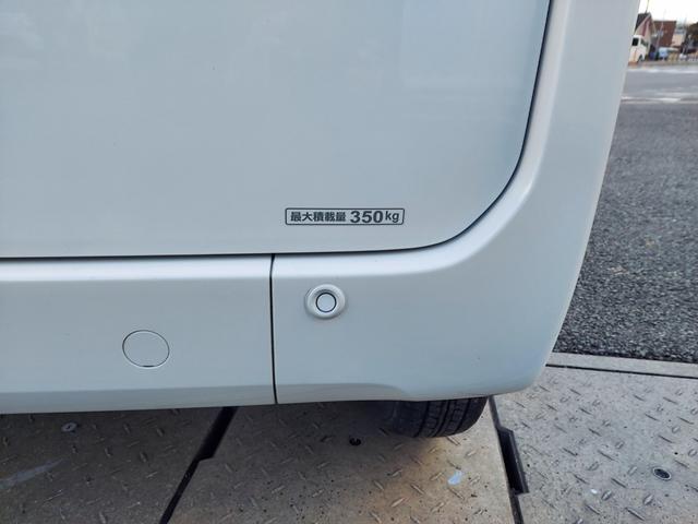 ���X�͏��p�Ԃ𒆐S�ɏ펞�Q�O��ȏ�W�����Ă���܂��I�I���K�ɂ��Ԃɏ���Ă����������߂ɁA�݌Ɏԗ����ׂăs�J�s�J�ɓ����E�O�����d�グ�Ă���܂��I�I