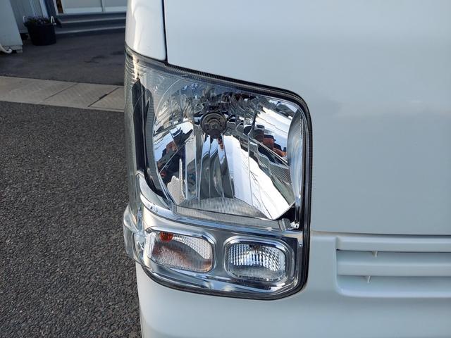 エブリイ ＰＡ　ハイルーフ　５ＡＧＳ車　４ＷＤ　オートマ　エアコン　２ｎｄ発進　スタッドレスタイヤ　タイヤチェーン　左リヤインナー小歪み　切り替え式４ＷＤ（10枚目）