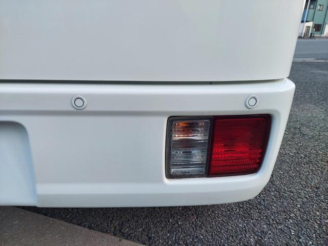 ���X�͏��p�Ԃ𒆐S�ɏ펞�Q�O��ȏ�W�����Ă���܂��I�I���K�ɂ��Ԃɏ���Ă����������߂ɁA�݌Ɏԗ����ׂăs�J�s�J�ɓ����E�O�����d�グ�Ă���܂��I�I