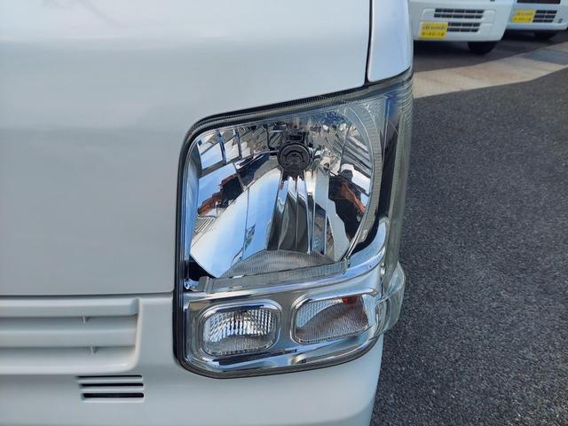 ���X�̎ԗ��͓����E�O���Ƃ��ɂ���蒸�����q�l�̎����l���ăs�b�J�s�J�Ɏd�グ�ēW�����Ă���܂��I�����x�����X�̏�A���Ԃ����m�F�������I