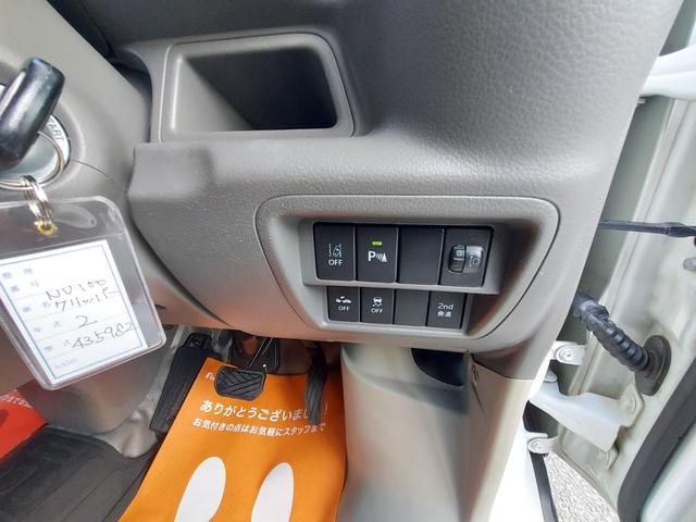 ���X�̎ԗ��͓����E�O���Ƃ��ɂ���蒸�����q�l�̎����l���ăs�b�J�s�J�Ɏd�グ�ēW�����Ă���܂��I�����x�����X�̏�A���Ԃ����m�F�������I