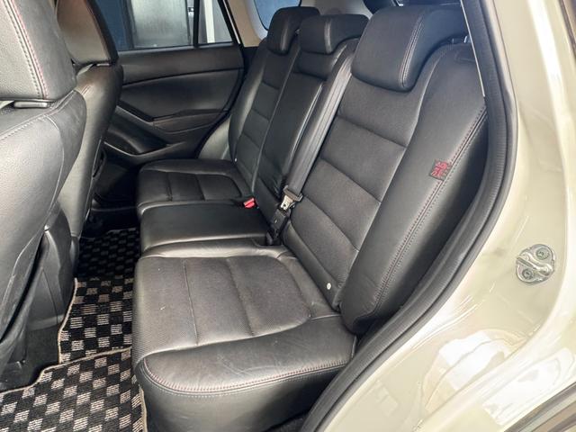 ＣＸ－５ ＸＤ　Ｌパッケージ　純正エアロ　ＢＯＳＥサウンド　純正ナビ　Ｂｌｕｅｔｏｏｔｈ　黒革シート　純正ＡＷ（24枚目）