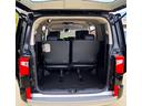 Ｇ　Ｐｉｏｎｅｅｒ１１．６ワイドフィリップダウンモニター．両側電動スライドドア．純正ＯＰ本革シートカバー．禁煙車．８人乗り．ディーゼル車（18枚目）