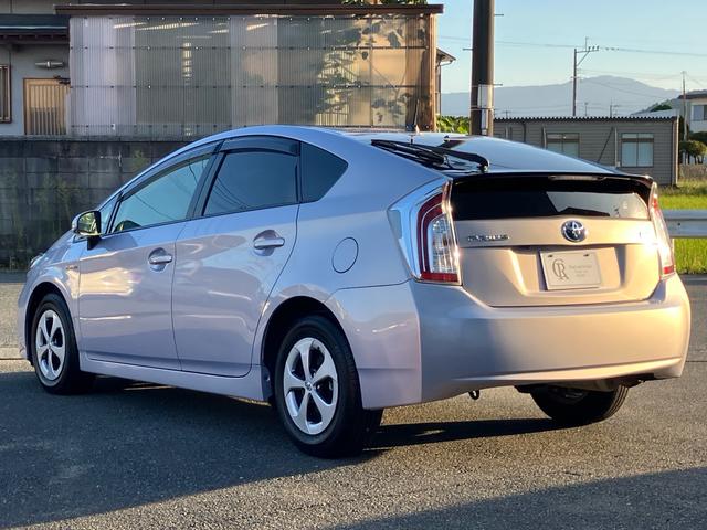 プリウス S ☆新品バッテリー交換☆新品ワイパー交換☆新品ACフィルター交換☆オイル、オイルエレメント(ワコーズ)交換☆フルセグナビ☆バックカメラ☆ETC☆内外装クリーニング済☆ポリマーコート済(15枚目)