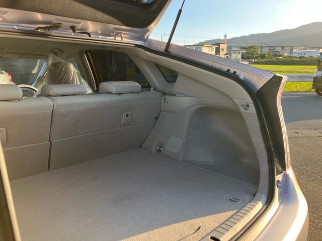 プリウス S ☆新品バッテリー交換☆新品ワイパー交換☆新品ACフィルター交換☆オイル、オイルエレメント(ワコーズ)交換☆フルセグナビ☆バックカメラ☆ETC☆内外装クリーニング済☆ポリマーコート済(26枚目)