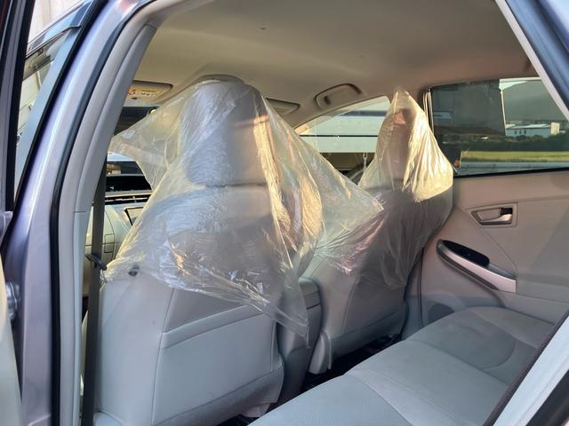 プリウス S ☆新品バッテリー交換☆新品ワイパー交換☆新品ACフィルター交換☆オイル、オイルエレメント(ワコーズ)交換☆フルセグナビ☆バックカメラ☆ETC☆内外装クリーニング済☆ポリマーコート済(31枚目)