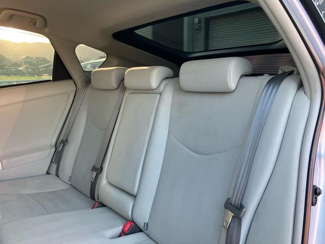 プリウス S ☆新品バッテリー交換☆新品ワイパー交換☆新品ACフィルター交換☆オイル、オイルエレメント(ワコーズ)交換☆フルセグナビ☆バックカメラ☆ETC☆内外装クリーニング済☆ポリマーコート済(32枚目)