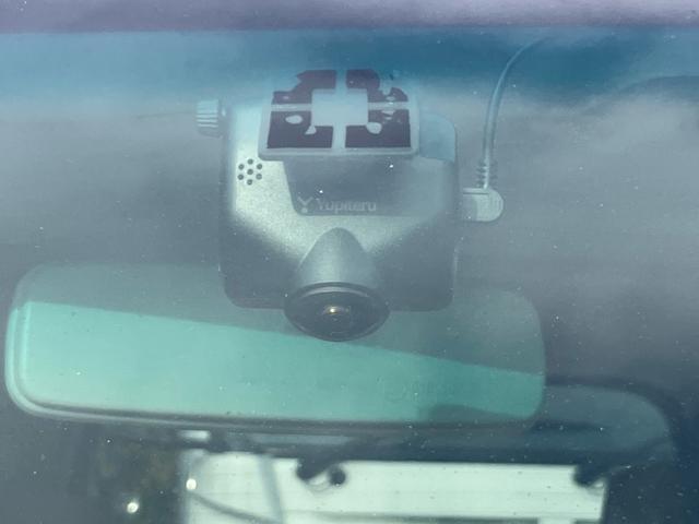 ミラココア ココアプラスＸ　スマートキー　ドライブレコーダー　アイドリングストップ　キーレスエントリー　盗難防止システム　衝突安全ボディ　ＣＤ再生（18枚目）