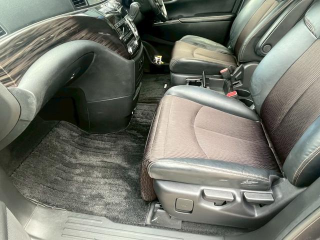 エルグランド ２５０ハイウェイスターＳ　両側パワスラ・フリップダウン・フルセグ・全方位カメラ・コーナーセンサー（21枚目）