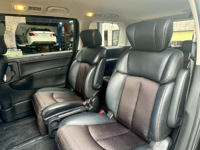 エルグランド ２５０ハイウェイスターＳ　両側パワスラ・フリップダウン・フルセグ・全方位カメラ・コーナーセンサー（24枚目）