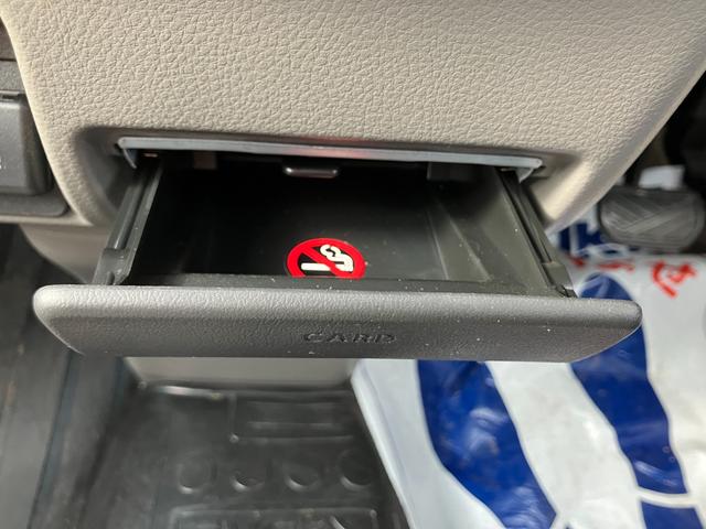 ���Ԍ���ʍs���Ȃǂ̃J�[�h���[�Ɂy�J�[�h�P�[�X�z