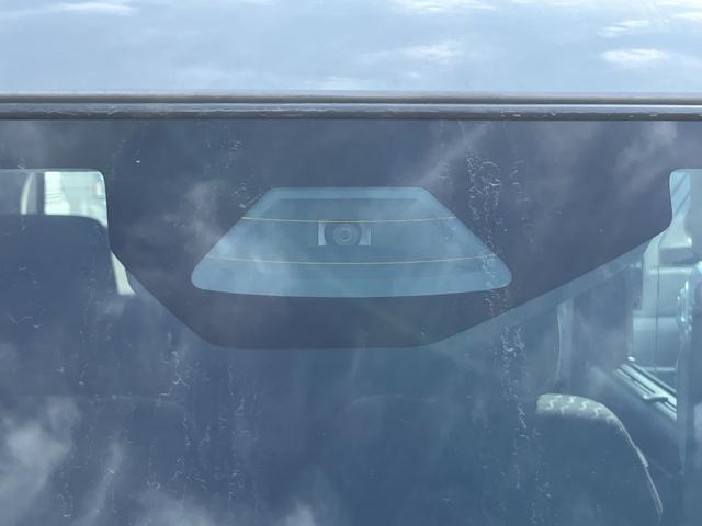 スペーシア ギア　ＨＹＢＲＩＤ　ＸＺ／サポカー　スズキコネクト対応通信機装着車　全方位モニター付メモリーナビ　衝突安全ボディ　衝突被害軽減システム　アイドリングストップ　スライドドア　オートライト　シートヒーター　盗難防止システム（9枚目）