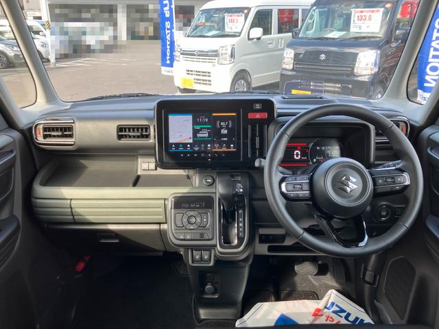 スペーシア ギア　ＨＹＢＲＩＤ　ＸＺ／サポカー　スズキコネクト対応通信機装着車　全方位モニター付メモリーナビ　衝突安全ボディ　衝突被害軽減システム　アイドリングストップ　スライドドア　オートライト　シートヒーター　盗難防止システム（15枚目）