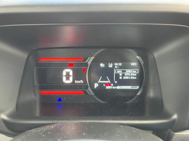 スペーシア ギア　ＨＹＢＲＩＤ　ＸＺ／サポカー　スズキコネクト対応通信機装着車　全方位モニター付メモリーナビ　衝突安全ボディ　衝突被害軽減システム　アイドリングストップ　スライドドア　オートライト　シートヒーター　盗難防止システム（16枚目）