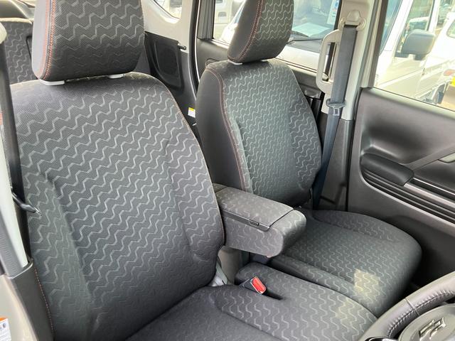 スペーシア ギア　ＨＹＢＲＩＤ　ＸＺ／サポカー　スズキコネクト対応通信機装着車　全方位モニター付メモリーナビ　衝突安全ボディ　衝突被害軽減システム　アイドリングストップ　スライドドア　オートライト　シートヒーター　盗難防止システム（27枚目）