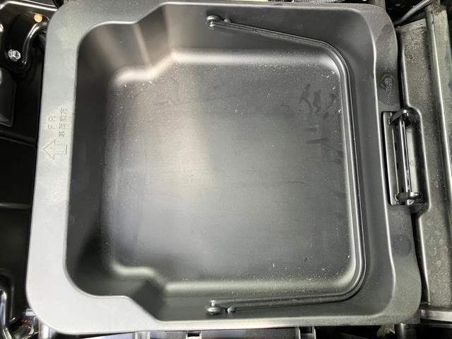 ����ȉ��͎��O���\�ȁy�V�[�g�A���_�[�{�b�N�X�z�t���C�₨������ȂǏ�������ꂽ��g�����͎��R��