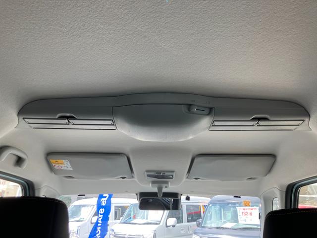 �����̋�C�������悭�z�����āA�����S�̂��ψ�ɃL�[�v�y�X�����T�[�L�����[�^�[�z