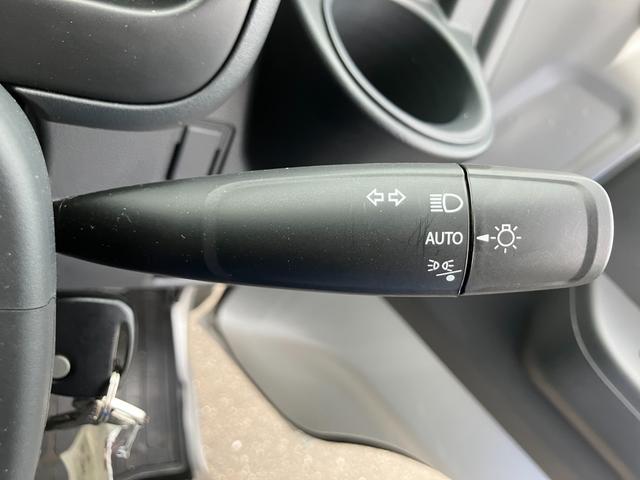 �Â��Ȃ�Ǝ����I�Ƀw�b�h���C�g���_������֗��ȁy�I�[�g���C�g�V�X�e���z