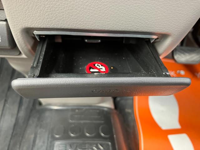 ���Ԍ���ʍs���Ȃǂ̃J�[�h���[�Ɂy�J�[�h�P�[�X�z