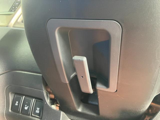 スペーシアカスタムZ カスタムZ/サポカー 衝突安全ボディ 衝突被害軽減システム アイドリングストップ プッシュスタート スライドドア 純正ナビ バックカメラ ドライブレコーダー ETC 盗難防止システム(30枚目)