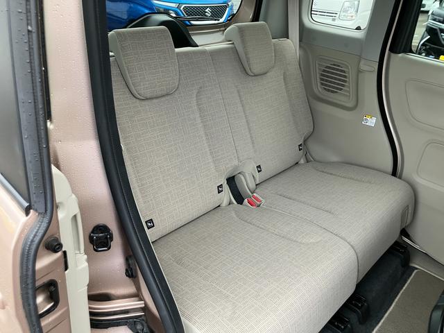 スペーシア ＨＹＢＲＩＤ　Ｘ　３型／サポカー　衝突安全ボディ　衝突被害軽減システム　アイドリングストップ　スライドドア　純正ナビ　バックカメラ　ドライブレコーダー　プッシュスタート　オートライト　オートエアコン　盗難防止システム（17枚目）