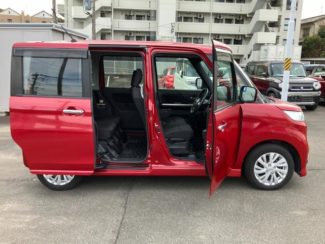 スペーシアカスタムＺ ユーティリティパッケージ／サポカー　衝突安全ボディ　衝突被害軽減システム　アイドリングストップ　プッシュスタート　スライドドア　純正ナビ　ＥＴＣ　オートエアコン　シートヒーター　横滑り防止機能　盗難防止システム（6枚目）