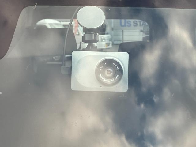 スペーシア ＨＹＢＲＩＤ　Ｇ　／全方位モニター用カメラＰＫ／サポカー　衝突安全ボディ　衝突被害軽減システム　アイドリングストップ　プッシュスタート　スライドドア　純正ナビ　ドライブレコーダー　シートヒーター　オートエアコン　盗難防止システム（13枚目）