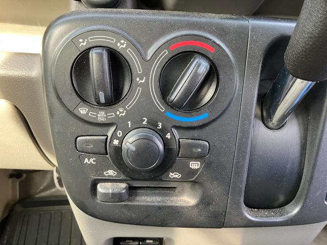 �����I�ɑ��삪�ł���y�}�j���A���G�A�R���z��