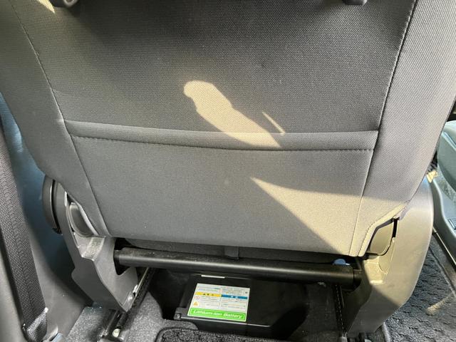 ソリオ ＨＹＢＲＩＤ　ＭＺ　２型　ＭＡ３６Ｓ／サポカー　全方位モニター用カメラパッケージ　衝突安全ボディ　衝突被害軽減システム　アイドリングストップ　純正ナビ　ドライブレコーダー　シートヒーター　オートエアコン　盗難防止システム（34枚目）