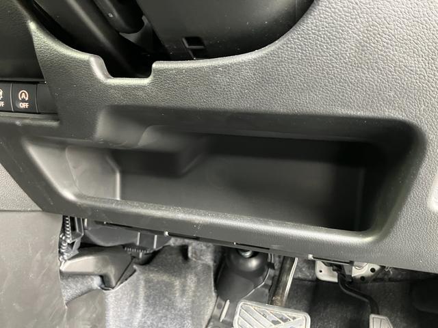 スペーシアカスタム ＨＹＢＲＩＤ　ＧＳ／サポカー　衝突安全ボディ　衝突被害軽減システム　アイドリングストップ　プッシュスタート　オーディオレス　スライドドア　オートライト　シートヒーター　オートエアコン　横滑り防止機能　盗難防止システム（26枚目）