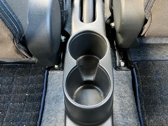 �^�]�ȂƏ���Ȃ̊Ԃɂ���y�h�����N�z���_�[�z�I���̐Ȃ�����g���܂���B