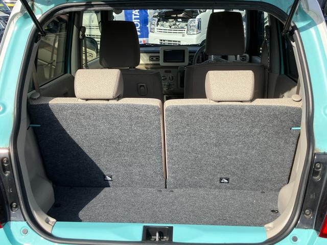 �V�[�g�̌��ɂ�����Ƃ������[�X�y�[�X������B�����̂�����������������T�|�[�g�I