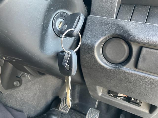 �L�[�͍�������ŉ񂷃^�C�v�ł��B