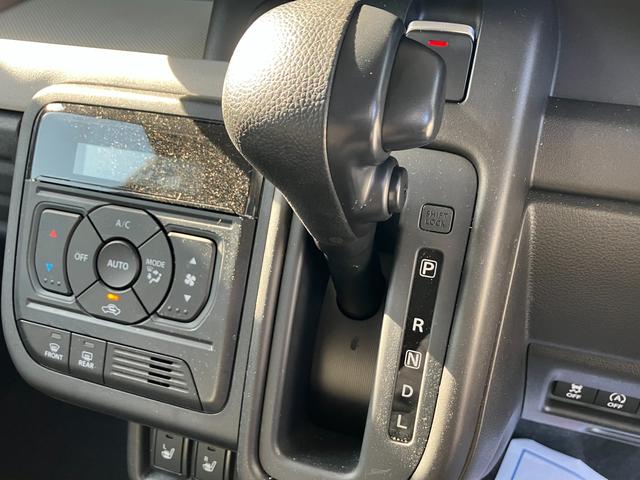 スペーシア ＨＹＢＲＩＤ　Ｘ／セーフティプラスパッケージ／サポカー　衝突安全ボディ　衝突被害軽減システム　アイドリングストップ　オーディオレス　後席両側ワンアクションパワースライドドア　電動パーキング　デジタルメーター　盗難防止システム（22枚目）