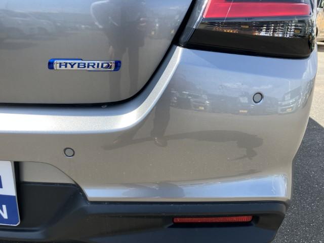 �t�����g�ƃ����o���p�[�ɂS�̒����g�Z���T�[�ŏ�Q���Ƃ̋������v���I�O���E����̏Փˉ���E�y����}��܂��B