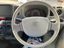 握りやすく滑りにくいステアリング。操作もスムーズです！