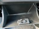 助手席前の収納スペース★車検証などはグローブボックスへ☆