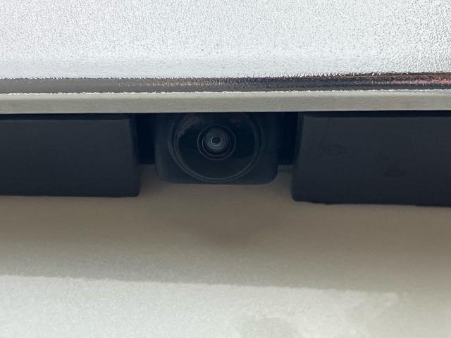 セレナ ｅ－パワー　ハイウェイスター　両側電動スライドドア　後席モーター　全周囲モニター　ナビ　フルセグテレビ　Ｂｌｕｅｔｏｏｔｈ接続　アイドリングストップ　クリアランスソナー　衝突被害軽減システム（19枚目）