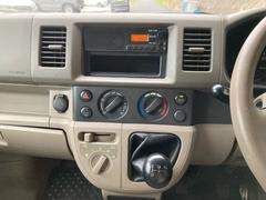 当店のお車をご覧いただきましてありがとうございます。お車についてのご質問やお見積りのご依頼、ご購入にあたってのご相談などお気軽にお問い合わせ下さい！フリーダイヤル　００７８−６０４９−００８６ 7