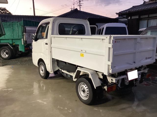 ハイゼットトラック 　深ダンプ　ワンオーナー　エアコン　マニュアル５速車　車検令和１０年２月まで（6枚目）