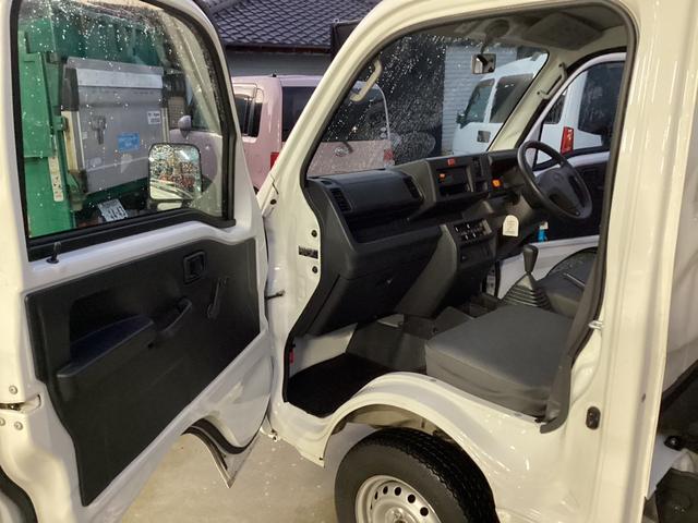 ハイゼットトラック 　深ダンプ　ワンオーナー　エアコン　マニュアル５速車　車検令和１０年２月まで（10枚目）