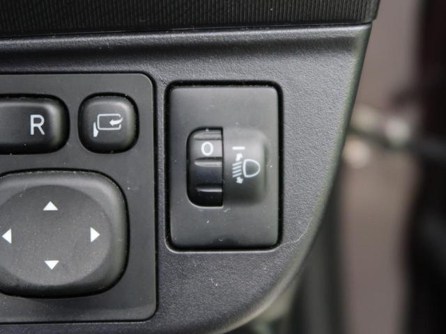 S 禁煙車 9型SDナビ バックカメラ Bluetooth再生 ETC フロントフォグ スマートキー オートライト 純正15インチアルミ ドアバイザー(31枚目)