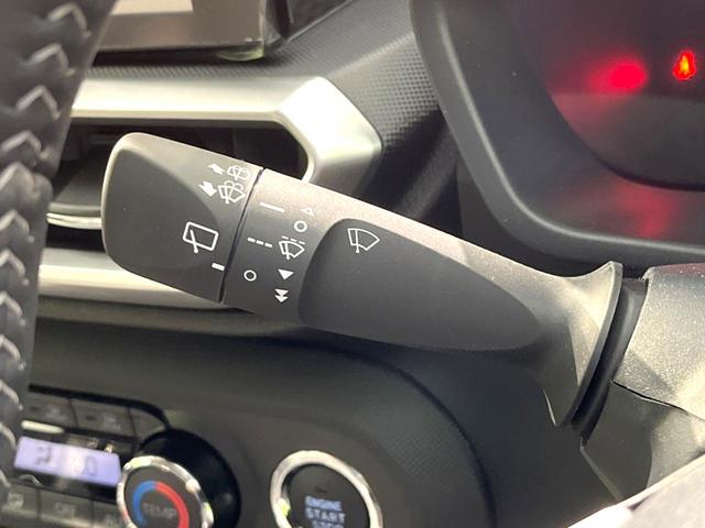 Z 禁煙車 9型ディスプレイオーディオ 衝突軽減装置 レーダークルーズコントロール 全周囲カメラ クリアランスソナー LEDヘッドライト LEDフォグ シートヒーター シートエアコン(37枚目)