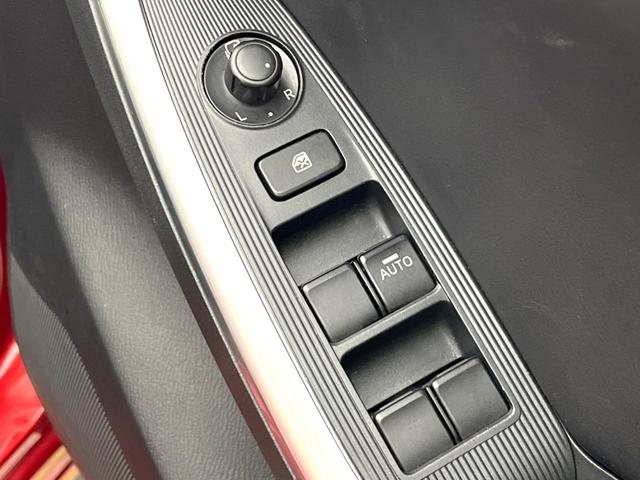 XD Lパッケージ 禁煙車 ディーゼル 本革シート 純正SDナビ パワーシート クルーズコントロール シートヒーター フルセグ Bluetooth バックカメラ DVD スマートキー オートライト 17インチアルミホイル(31枚目)