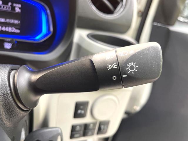 X SAIII 禁煙車 スマートアシスト ETC LEDヘッドライト コーナーセンサー オートマチックハイビーム 盗難防止装置 プライバシーガラス アイドリングストップ 純正オーディオ(36枚目)