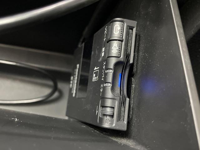 スイフト ＸＬ　禁煙車　ＬＥＤヘッドライト　ＳＤナビ　バックカメラ　ＥＴＣ　フルセグ　Ｂｌｕｅｔｏｏｔｈ再生　スマートキー　オートエアコン　オートライト　　衝突安全ボディ　盗難防止システム　ドアバイザー（5枚目）