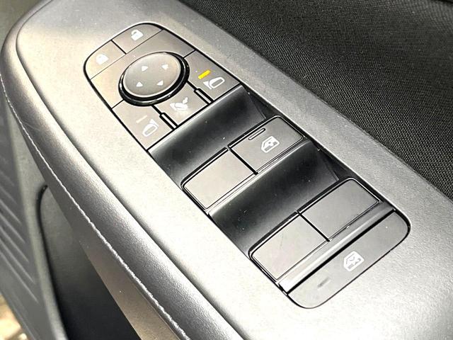 ノート Ｘ　禁煙車　衝突軽減　ＳＤナビ　　バックカメラ　ＥＴＣ　ドラレコ　Ｂｌｕｅｔｏｏｔｈ　スマートキー　レーンキープ　オートハイビーム　ステアリングスイッチ　盗難防止装置　プライバシーガラス　横滑り防止装置（44枚目）