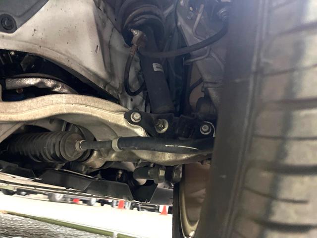 フーガ ２５０ＧＴ　禁煙車　純正ナビ　全周囲カメラ　クルーズコントロール　ＥＴＣ　ＬＥＤヘッドライト　ＬＥＤフロントフォグ　クリアランスソナー　純正１８インチアルミホイール　オートエアコン　オートライト　スマートキー（20枚目）